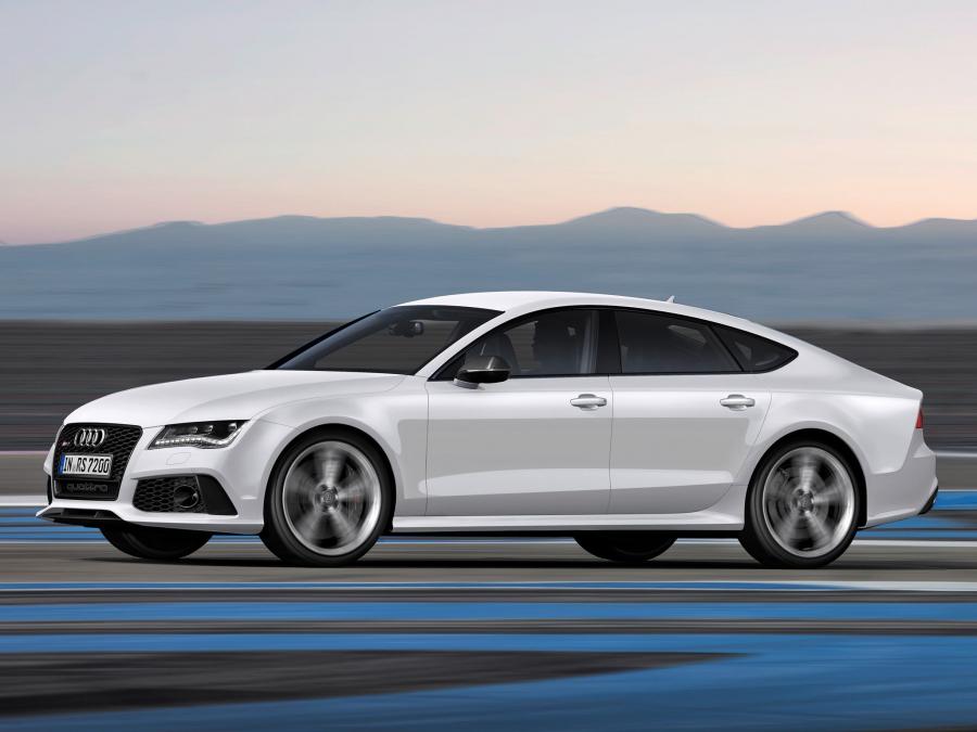  Audi RS7 Sportback 2013 года  (WW) (фото 26 из 32)